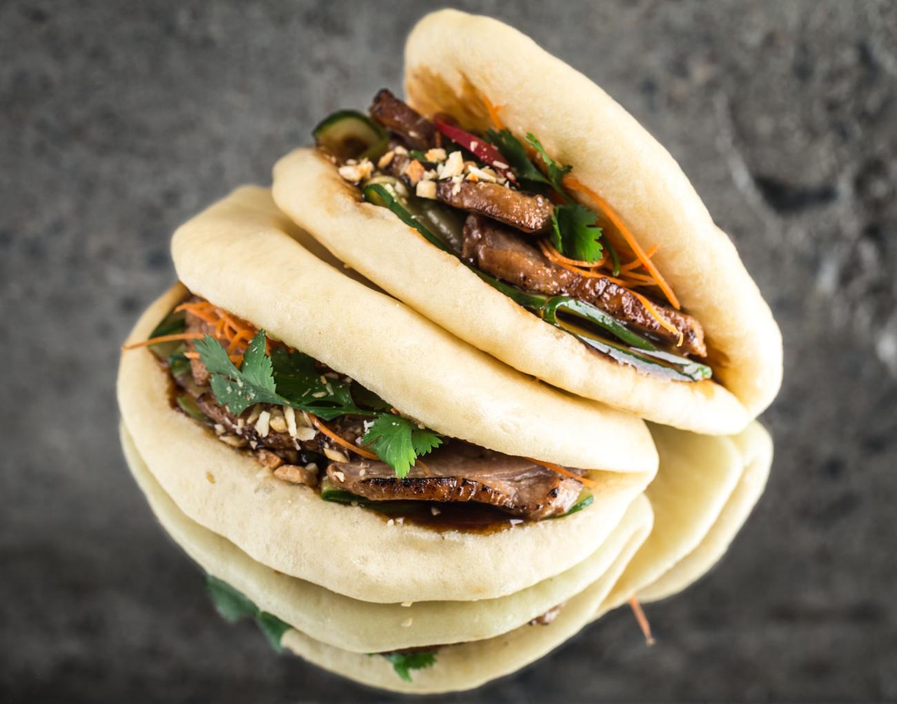 Close up of bao buns with pork fillings